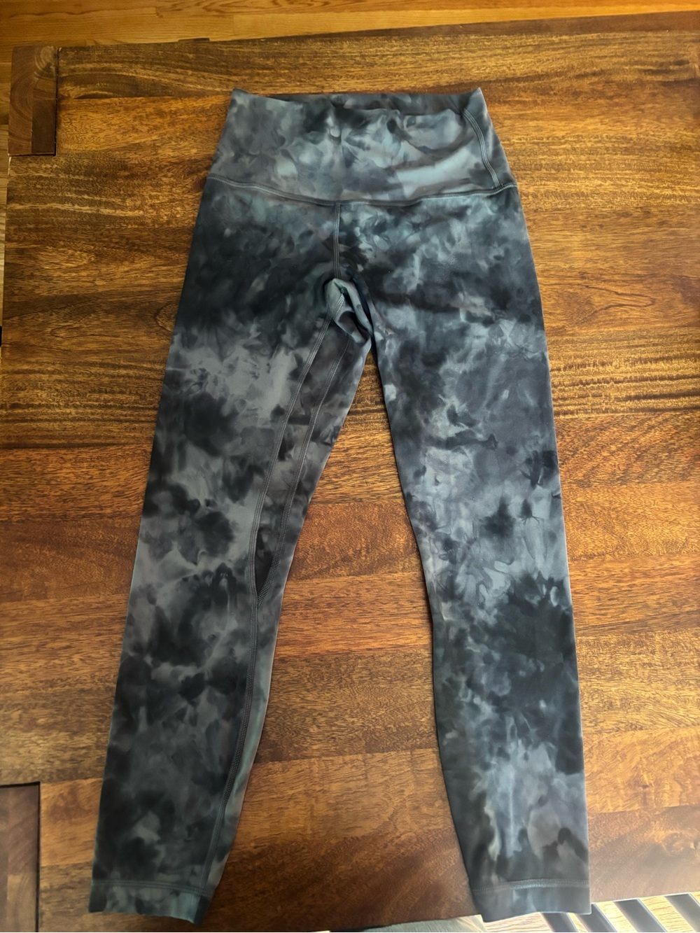 Lululemon tie-dye leggings